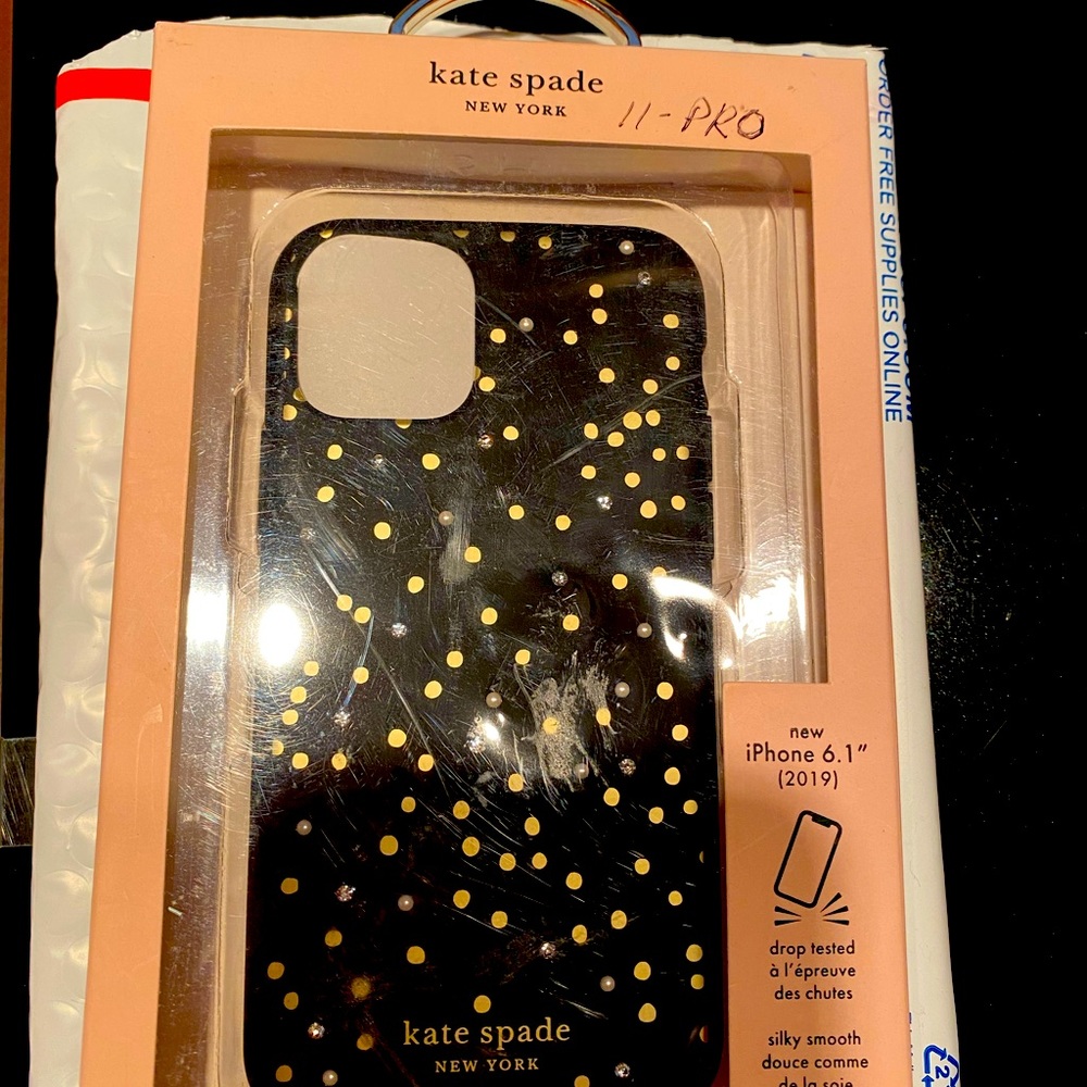 Kate Spade gently used. 11 Pro